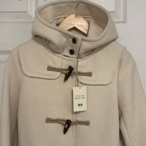 Brand new Uniqlo Duffle Coat Women Size S White Outerwear Wool Polyester